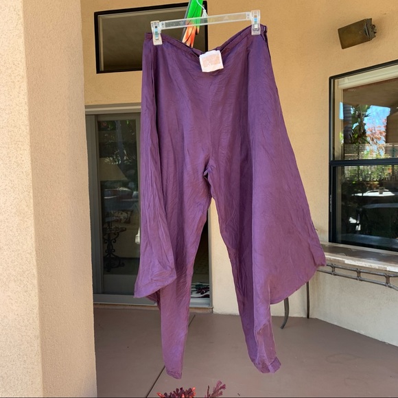 Electric Feathers 100% Silk Pants - Picture 2 of 7